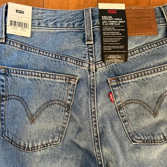 Levi's Ribcage Straight Ankle - Picture 5 of 5